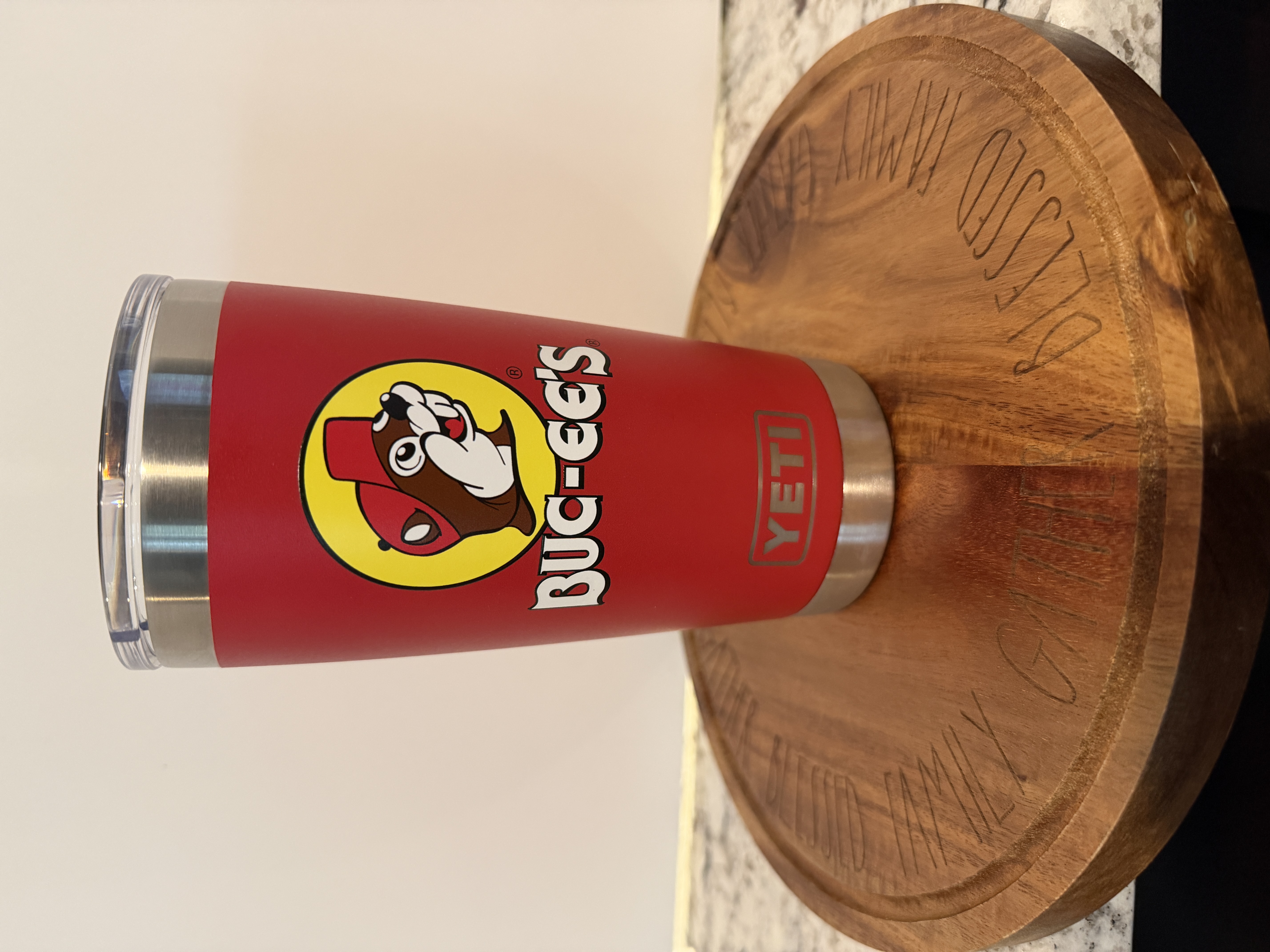 YETI Rambler 20oz Tumbler